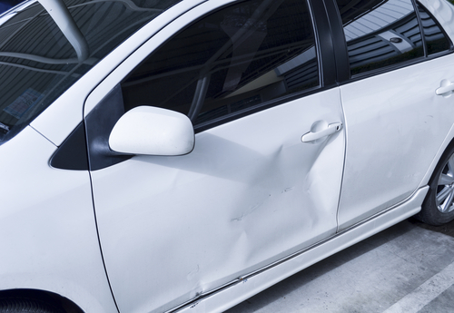 車のドア修理代は高い 気になる費用や修理期間など解説 格安板金塗装 池内自動車