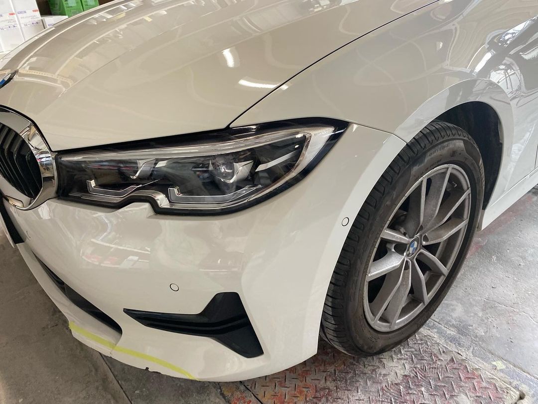 BMW 3シリーズ（G20） バンパー修理