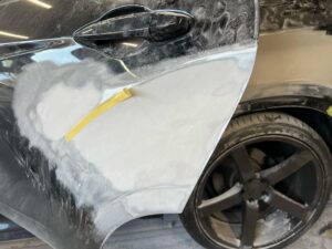 BMW X6 ヘコミ修理④