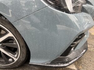 スバル インプレッサ 右フロントバンパーの修理事例②