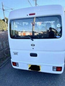 日産 クリッパー バックドアパネル鈑金塗装、リアバンパー交換の修理事例③