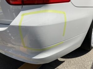 BMW 3シリーズ 右リアバンパーの修理事例①