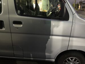ダイハツ ハイゼット 右フロントドアの修理事例②