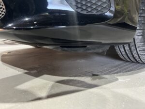 メルセデス・ベンツ ベンツAの左フロントバンパーの修理事例②