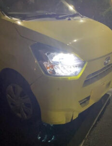 ダイハツ ミライース フロントバンパーの修理事例①