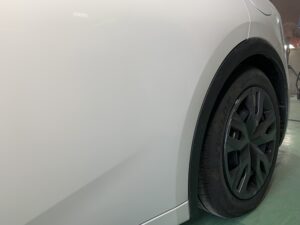 トヨタ プリウス 左リアドアの修理事例②