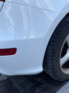 アウディ Q5 右リアバンパーの修理事例2