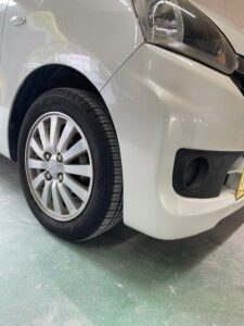 ダイハツ ミラ フロントバンパーの修理事例2