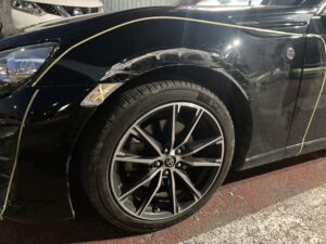 トヨタ 86 左フロントバンパー、左フェンダー、左フロントドアの修理事例①