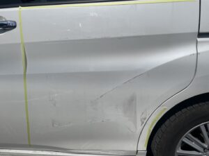 ホンダ ステップワゴン 左スライドドアの修理事例1