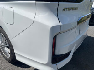 ホンダ ステップワゴン 左リアバンパーの修理事例2