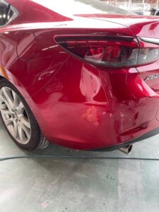 マツダ アテンザ リヤバンパーの修理事例2