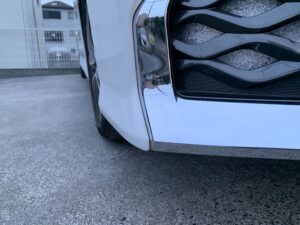 トヨタ ヴォクシー 左フロントバンパーの修理事例2