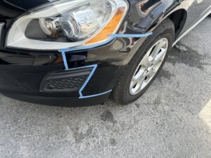 ボルボ XC60 左フロントバンパーの修理事例1