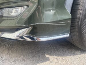 レクサス RX 左フロントスポイラーの修理事例1