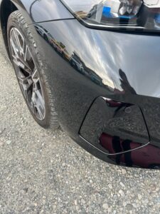 BMW 1シリーズ 右フロントバンパーの修理事例4