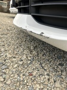 BMW 3シリーズ 左フロントバンパーの修理事例3
