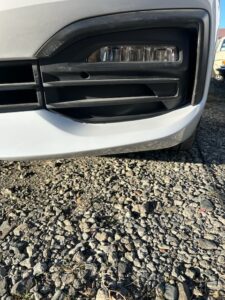 BMW 3シリーズ 左フロントバンパーの修理事例5