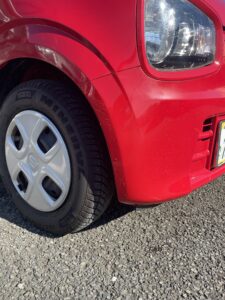 スズキ アルト 右フロントバンパーの修理事例1