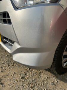 ダイハツ ミライース 左フロントバンパーの修理事例4