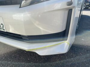トヨタ VOXY 左フロントバンパーの修理事例2