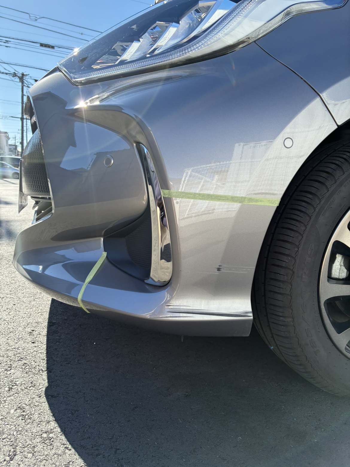 トヨタ ヤリス 左フロントバンパーの修理事例