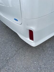 トヨタ ヴェルファイア 左フロントドアガーニッシュ、左スライドドアガーニッシュ、右リアバンパーの修理事例5