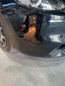 マツダ マツダ3 右フロントバンパーの修理事例3