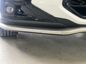 レクサス NX フロントバンパーの修理事例1