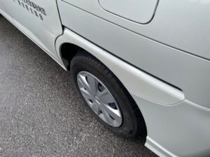 【幕張店】スズキ ソリオの左リアドア、左クォーターパネルの修理事例2