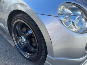 【摂津店】ダイハツ コペンの右フロントバンパー、右フロントフェンダーの修理事例3