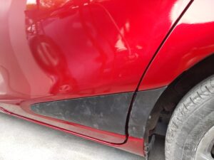 【東村山店】トヨタ シエンタの左リアドアの修理事例2