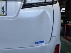 【浜松店】トヨタ ヴェルファイアのバックドアの修理事例1