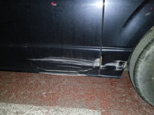 【川越店】トヨタ ハイエース 左スライドドア、左クオーターの修理事例1