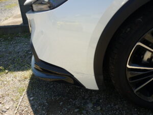 【幕張店】トヨタ プリウス 左フロントバンパーの修理事例1
