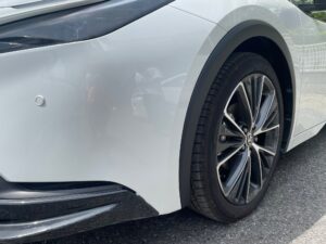 【幕張店】トヨタ プリウス 左フロントバンパーの修理事例2