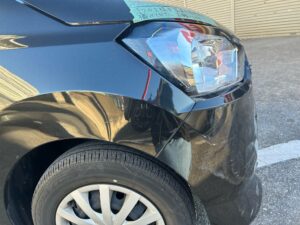 【松戸店】ダイハツ ミライース 右フロントフェンダー、右フェンダーの修理事例2