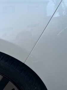 【平塚店】トヨタ プリウス 左クオーターパネル・左リアバンパーの板金塗装・修理事例6