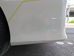 【茨木店】トヨタ ヴォクシー 左リヤバンパーの板金塗装・修理事例3