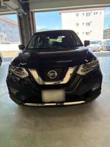 【札幌西野店】日産 エクストレイル 左フロントバンパーの板金塗装・修理事例1