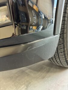 【札幌西野店】日産 エクストレイル 左フロントバンパーの板金塗装・修理事例2