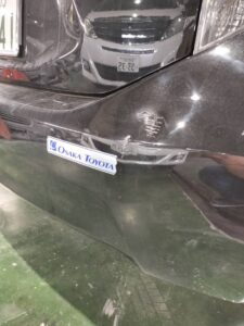 【習志野店】トヨタ アクア 右リアバンパーの板金塗装・修理事例2