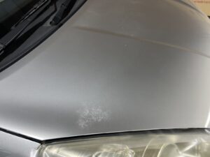 【習志野店】日産 ノート ボンネットフード、バックドアパネル（上部）の板金塗装・修理事例1
