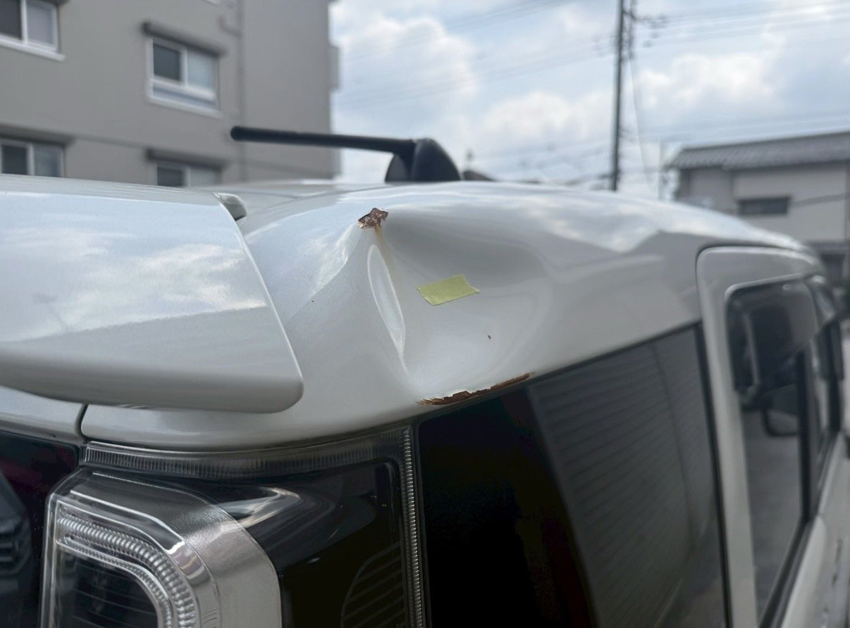 【松戸店】スズキ スペーシア 右ルーフレールの板金塗装・修理事例1